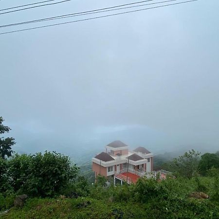 Hill Monk- Dazzling Vega Hotel Vagamon Kültér fotó
